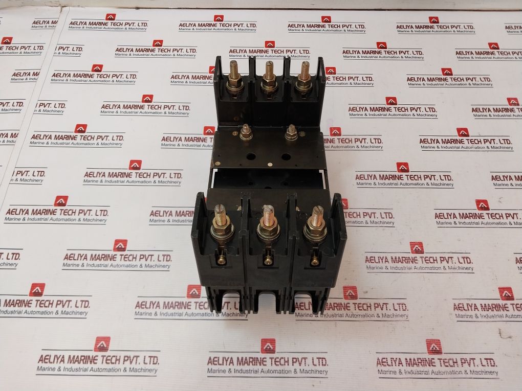 Terasaki Xs400cj 3 Pole Circuit Breaker 250vdc - Image 5