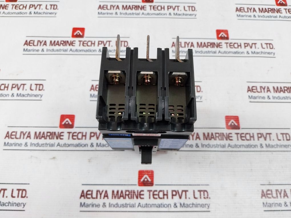 Terasaki Xs50ns 3 Pole Circuit Breaker Dc250v - Image 5