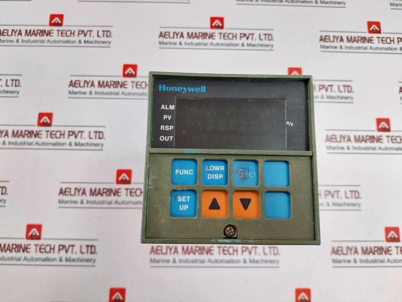 Honeywell Dc3005-0-000-1-fm-0111 Temperature Controller