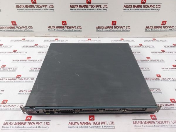 Cisco 2801 Router 100-240v