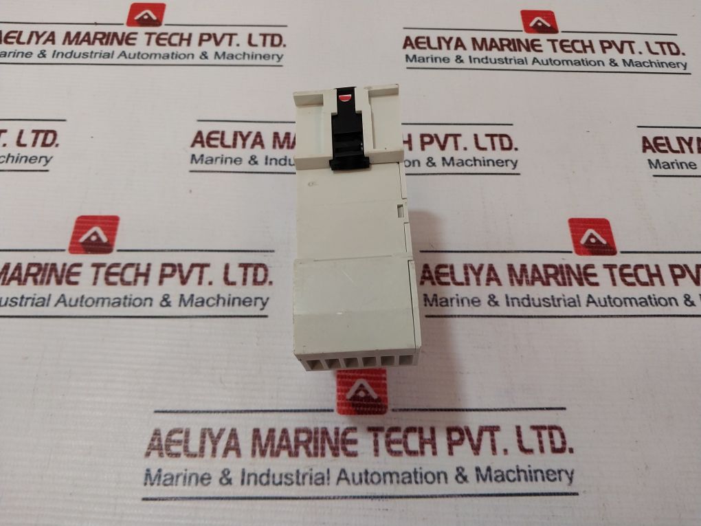 Crouzet 84873026 Monitoring Relay 240v - Image 6