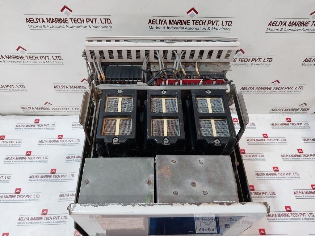 Hyundai Hat06 Air Circuit Breaker Dc 24v - Image 3