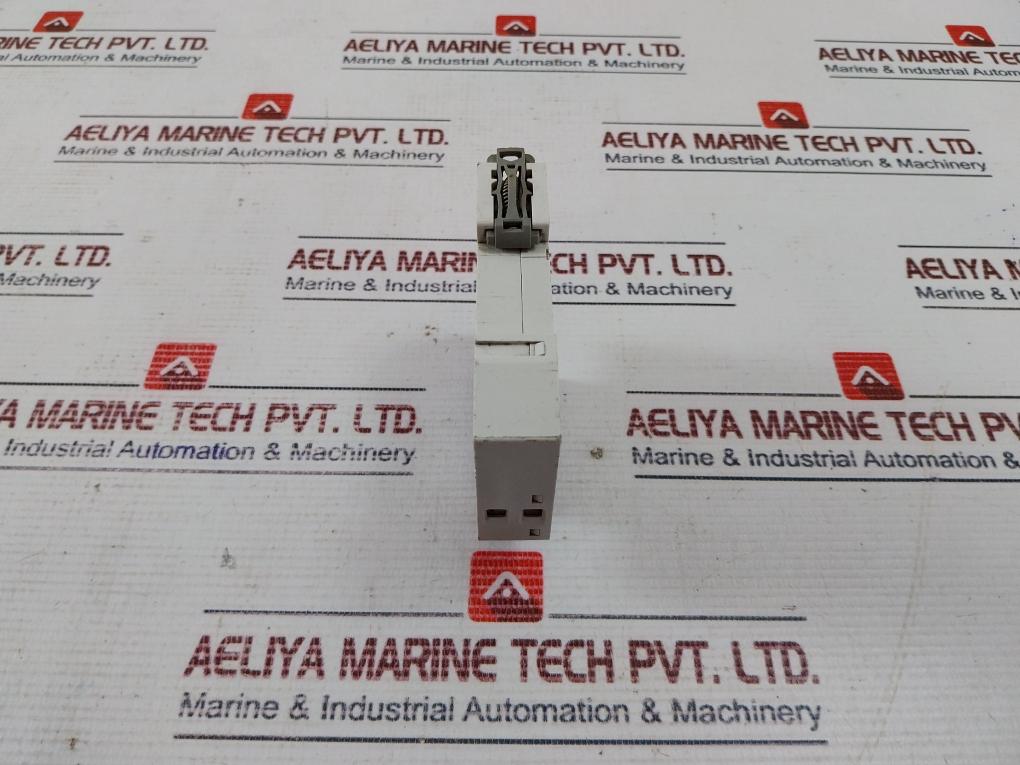 Legrand 4 127 90 Analogue Din Rail Time Switch - Image 5