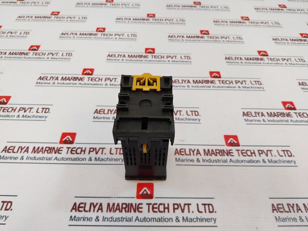 Omron E5cn-c2tu Temperature Controller - Image 3