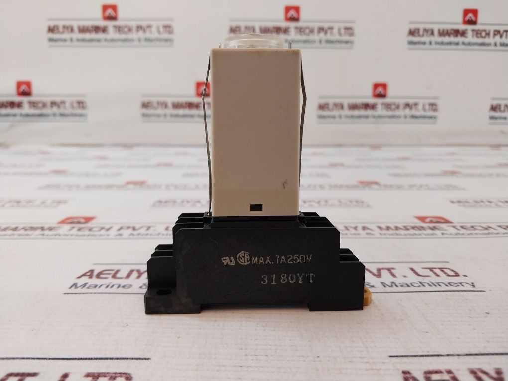 Omron H3y-2 Timer With Base 24vdc - Image 6