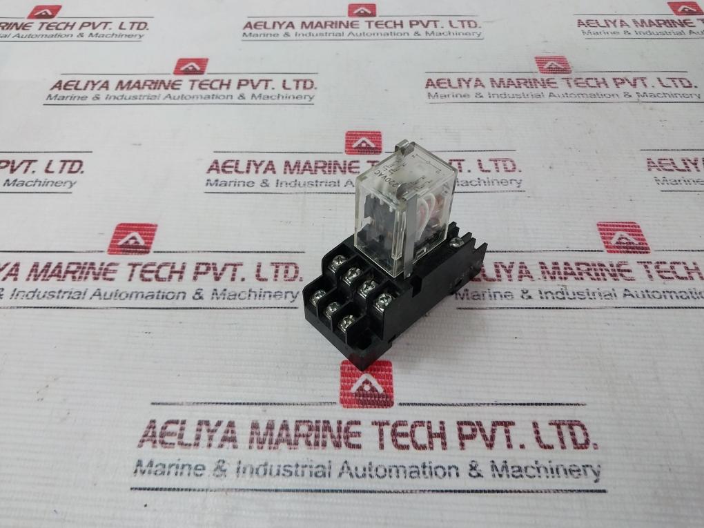 Omron My4z Relay With Base - Image 3