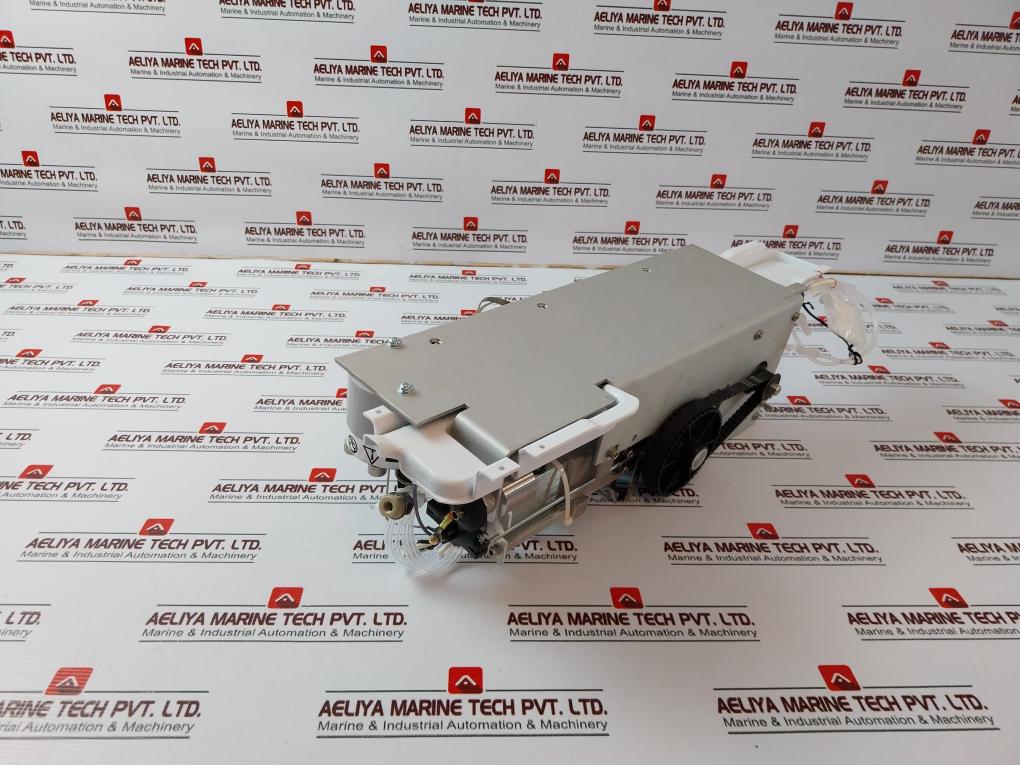 Parker 018-0171-900 Multichannel Inert Ptfe Manifold Valve - Image 4