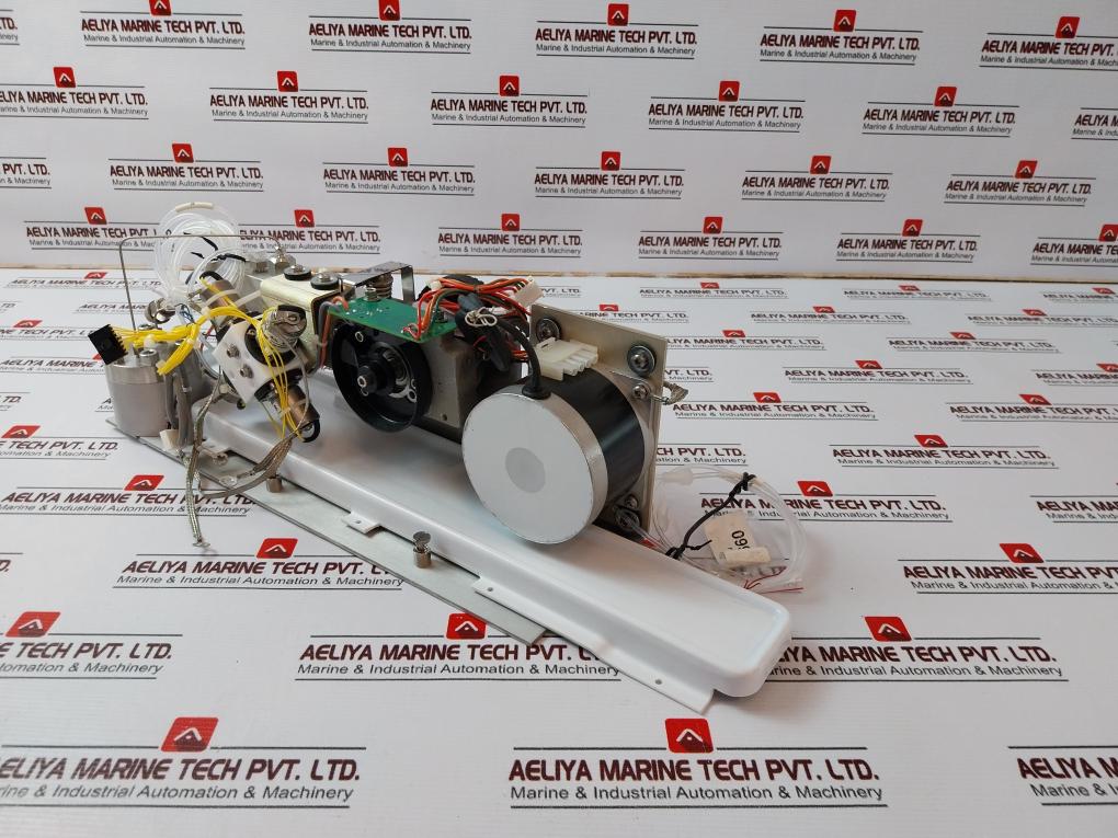 Parker 018-0171-900 Multichannel Inert Ptfe Manifold Valve - Image 3