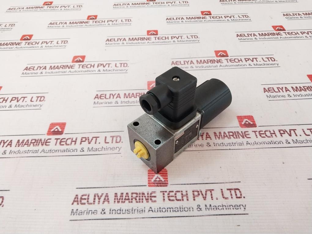 Rexroth R901102778 Pressure Switch 2a Dc 24v - Image 3