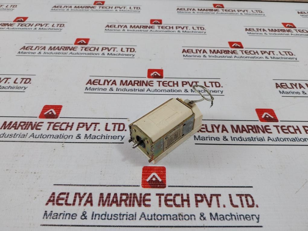 Schneider Electric Mx-xf-/sht-shc Circuit Breaker - Image 3