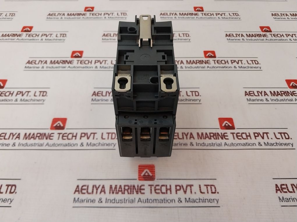 Schneider Electric Telemecanique Lc1d65ar7 3 Pole Contactor 80a - Image 5
