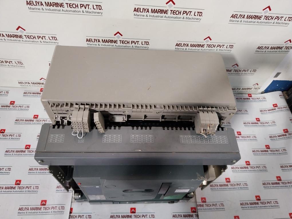 Schneider Merlin Gerin Mvs20n 2000amp 3 Pole Circuit Breaker Trip Unit ...