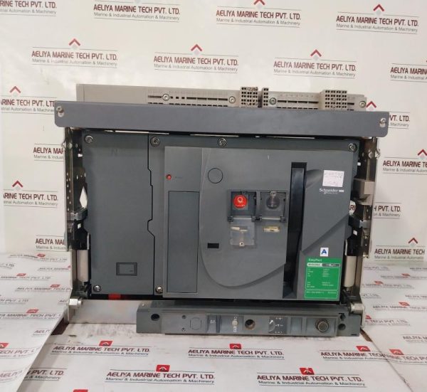 Schneider Merlin Gerin Mvs32na 4 Pole Circuit Breaker