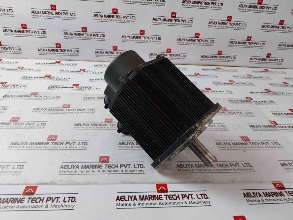 Siemens 1fl5064-0ac21-0ag0 Servo Motor Ip54 - Image 4