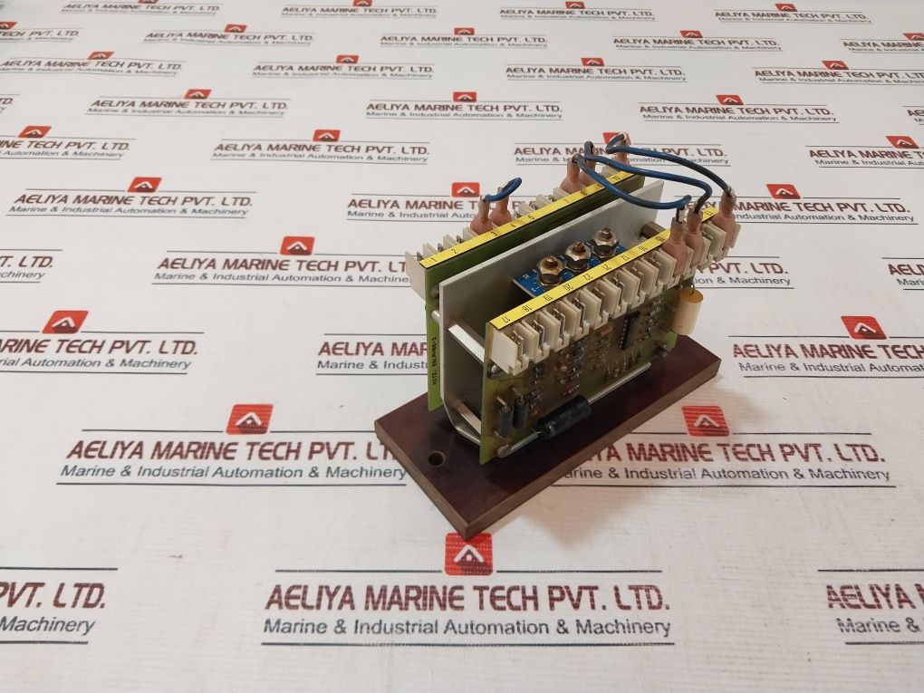 Siemens 6ga2 490-0a Automatic Voltage Regulator - Image 4
