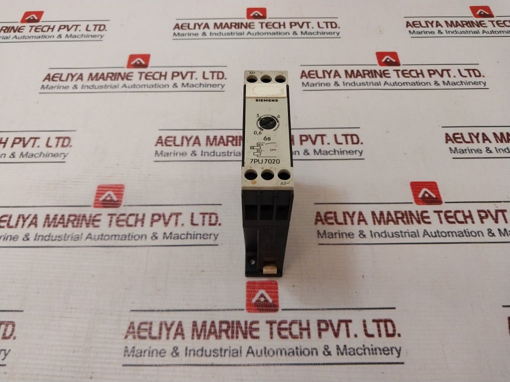 Siemens 7pu7020-1cm30 Two Wire Time Relay 60-250v