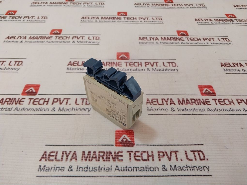 Telemecanique Rs1bn010b Interface Module Aeliya Marine