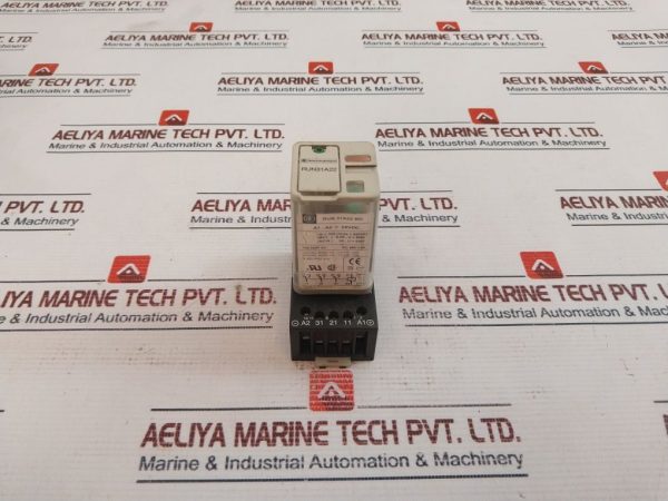 Telemecanique Run31a22 Relay With Base