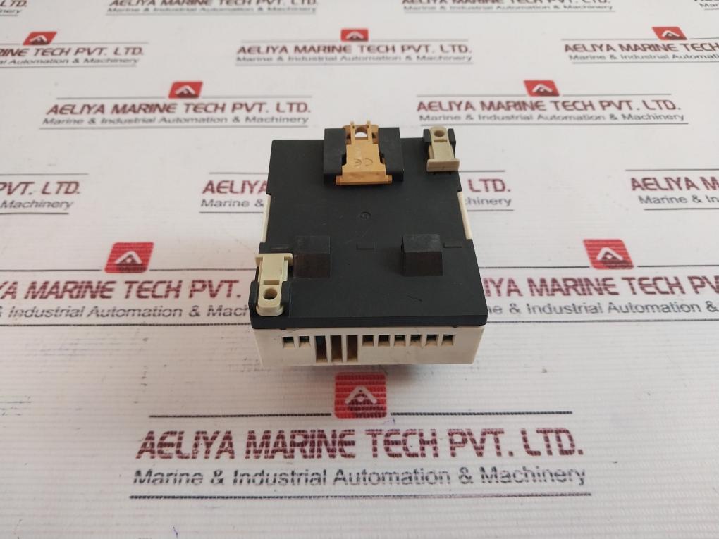 Telemecanique Schneider Electric Abl7 Rm2401 Power Supply - Image 4