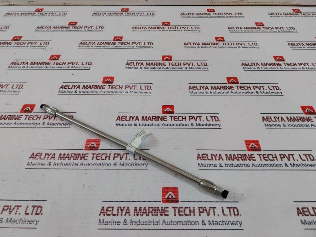 Waters 186001472 4.6 X 250mm Column - Image 4