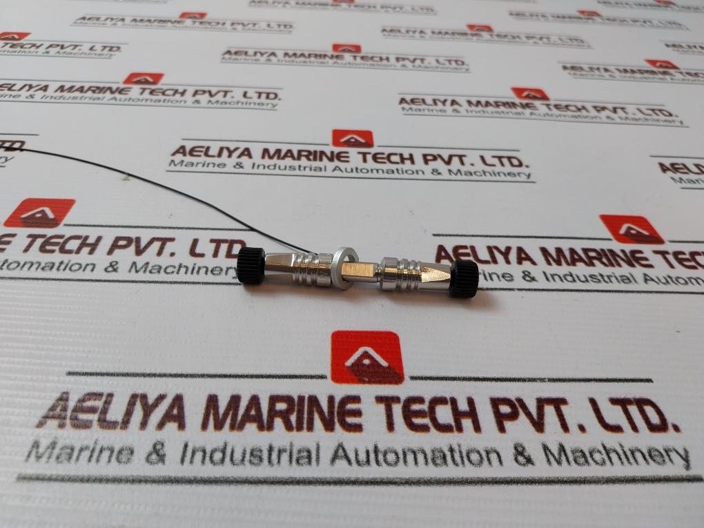 Waters 186004117 2.1 X 30mm Column - Image 4