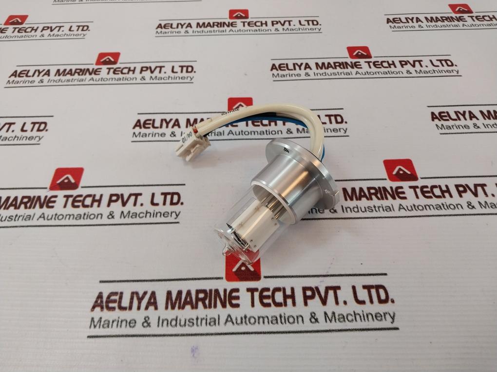 Waters 402000209 Deuterium Lamp For Water - Image 3