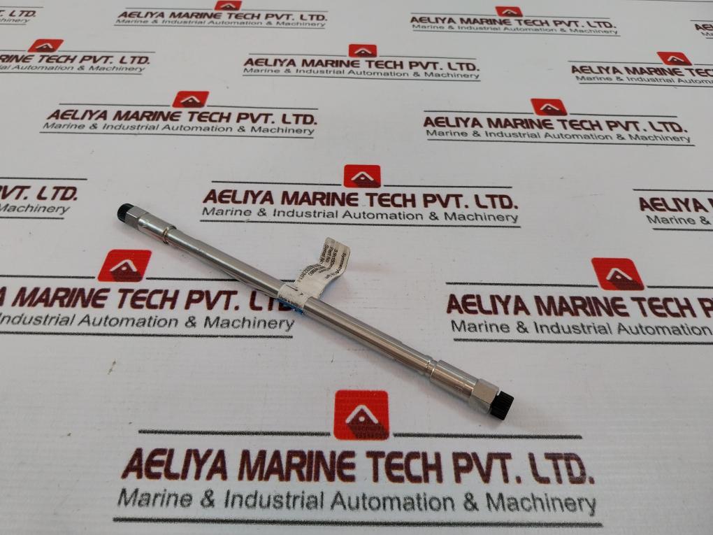 Waters Wat046980 3.9 X 150mm Column - Image 4