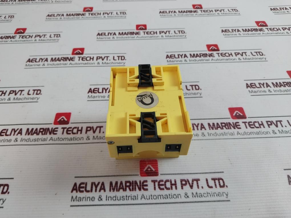 Bender W465-a26 Measuring Current Transformer - Image 4