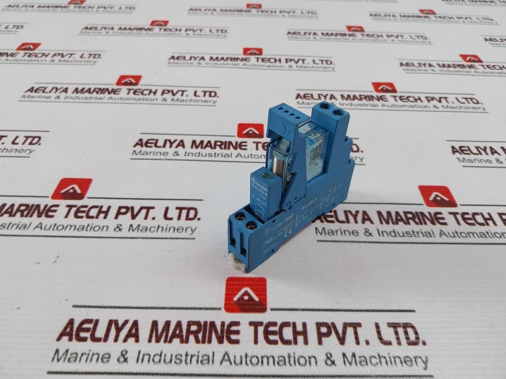 Finder 95.95.3 Relay Socket - Image 3