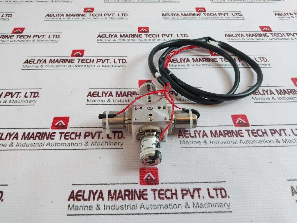 Parker 018-0186-900 Multichannel Inert Ptfe Manifold Valve - Image 3