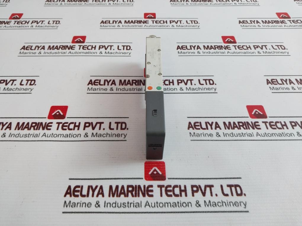 Smc Sq2231dn-51-c8 Valve - Image 3