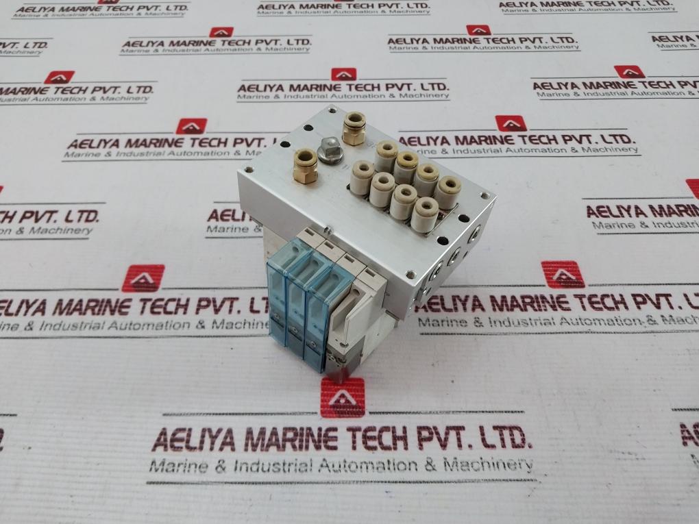 Smc Sy3100-5u1 Pneumatic Solenoid / Pilot-operated Control Valve - Image 4