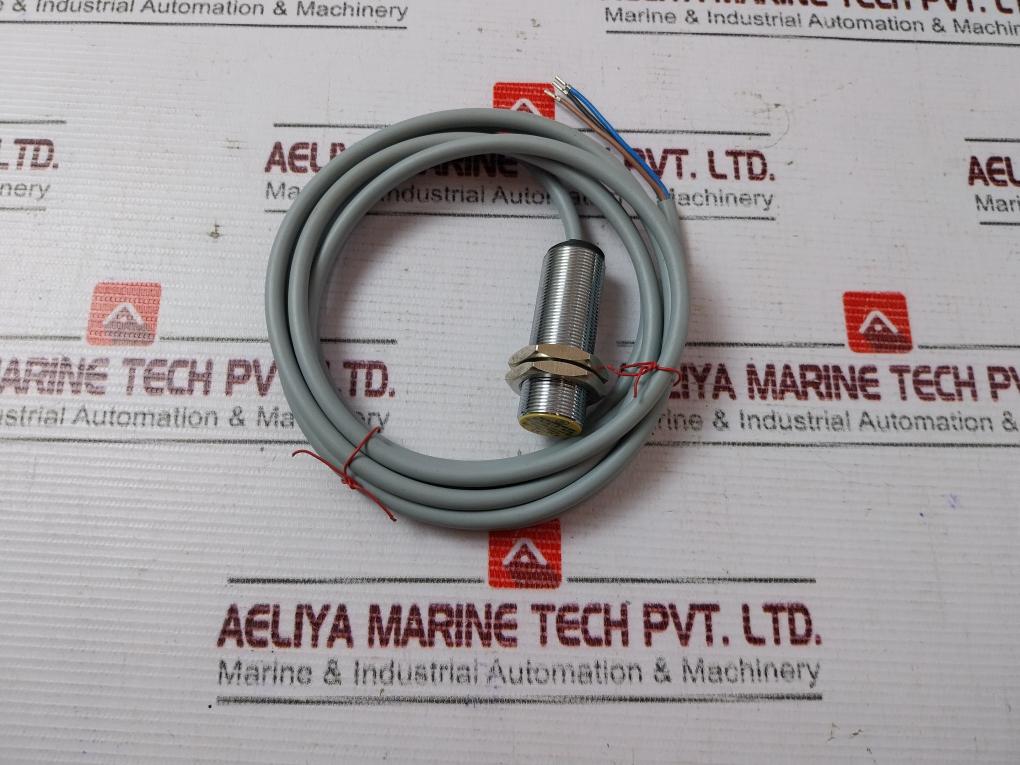 Turck Bi5-g18-ap6 Proximity Switch 24v Dc - Image 3