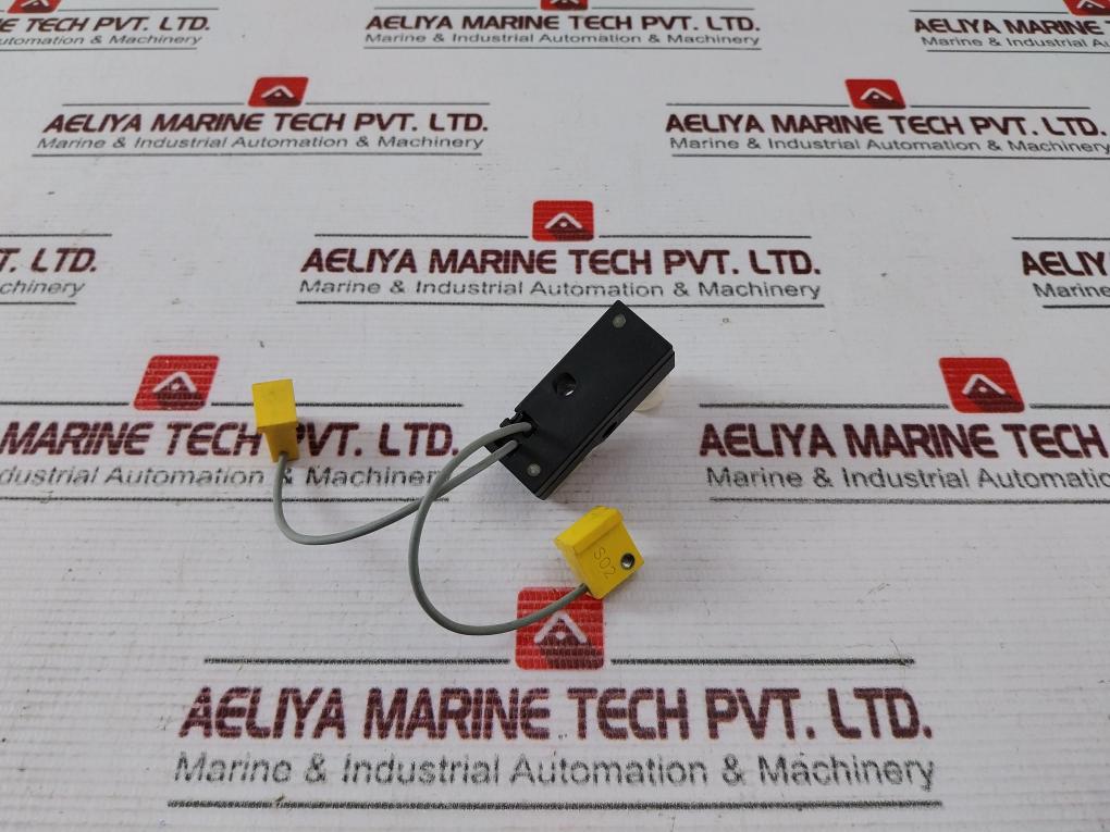 Turck Ni2-q9,5-ap6-0,1-fs4.4x3/s304 Inductive Proximity Sensor - Image 4