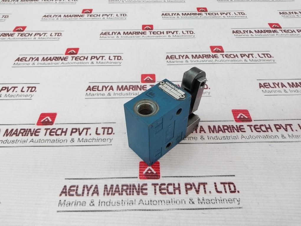 Wabco 3630070000 3/2 Way Roller Lever Pneumatic Directional Valve