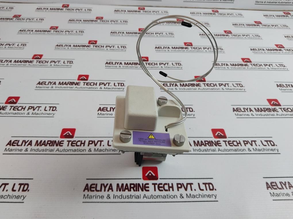 Waters 081204 Dual Absorbance Detector Analytical Flow Cell