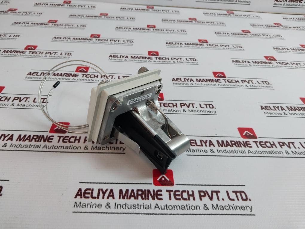 Waters 081204 Dual Absorbance Detector Analytical Flow Cell - Image 4