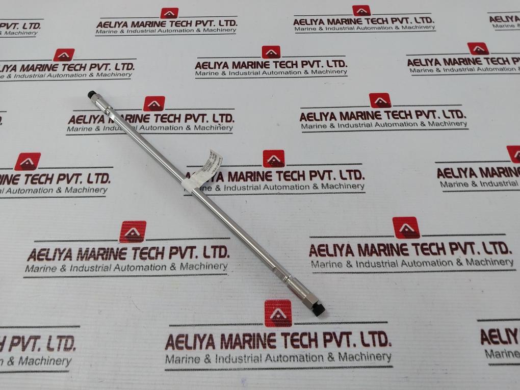 Waters 186002560 4.6 X 250mm Column - Image 3