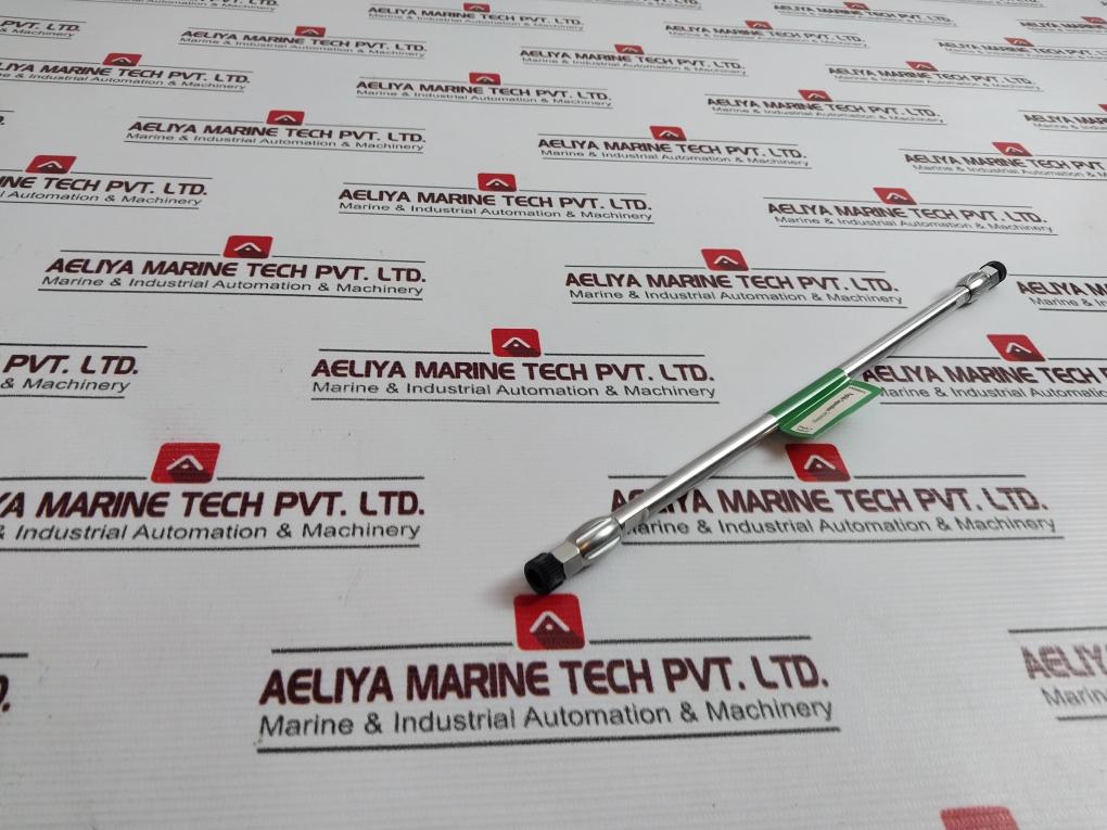 Waters 186003614 4.6 X 250mm Column - Image 3