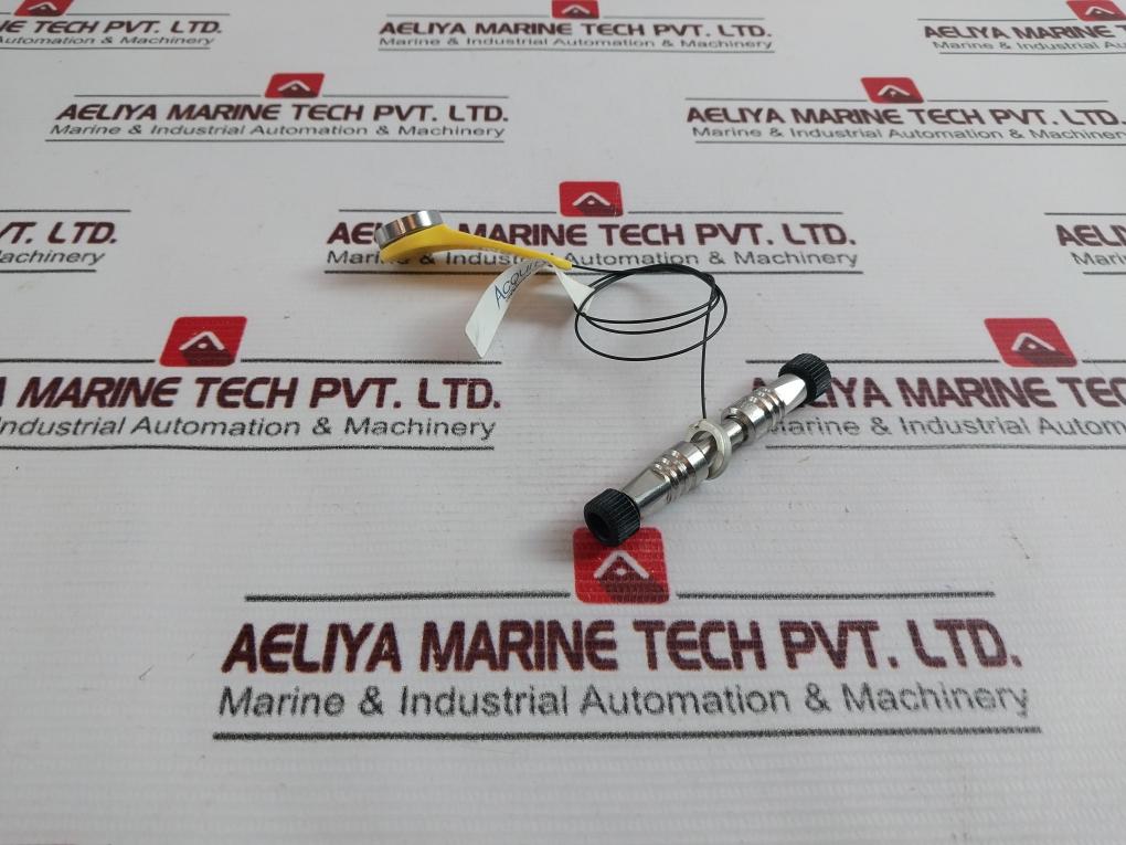 Waters 186004117 2.1 X 30mm Column - Image 3