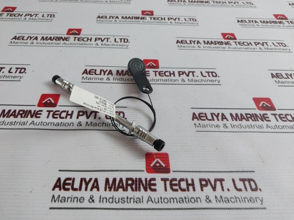 Waters 186004741 2.1mmx100mm Column - Image 4