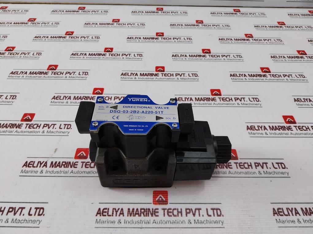 Yuken Dsg-03-2b2-a220-51t Directional Valve - Image 3