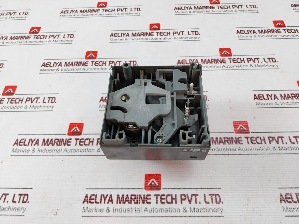 Abb 1sda054931r1 Rotary Handle Operating Mechanism For Circuit Breaker - Image 4