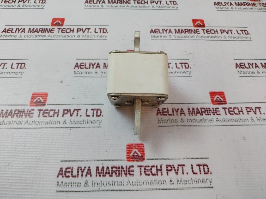 Bussmann 170l8421 Fuse 660v - Image 4