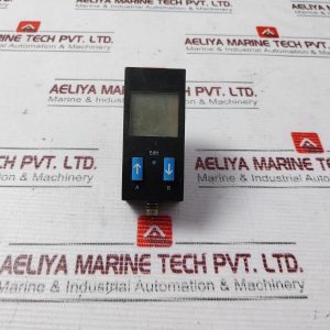 Festo Sde1-d10-g2-r18-c-p1-m8 Pressure Sensor 30vdc