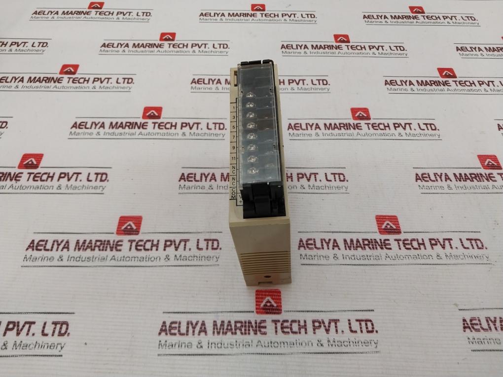 Omron C200h-0d211 Output Unit