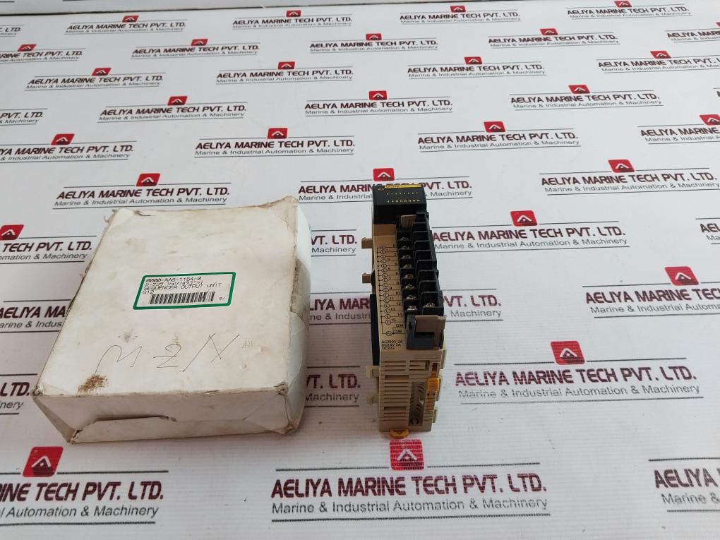 Omron Cqm1-oc222 Output Unit