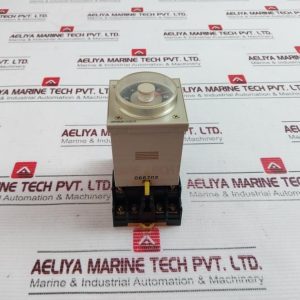 Omron H3cr-a Timer With Base 250vac