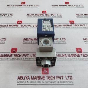 Telemecanique Xmlcm02v2s11 Pressure Switch 240v