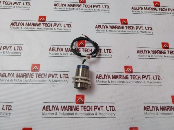 Telemecanique Xs1 M30ab120sb4 Proximity Sensor 24v